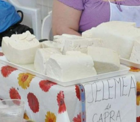 Alertă: Brânză cu aflatoxină, descoperită în magazine